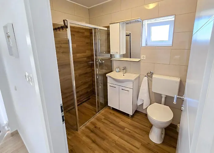 3 Bedroom Stunning In Kruševo