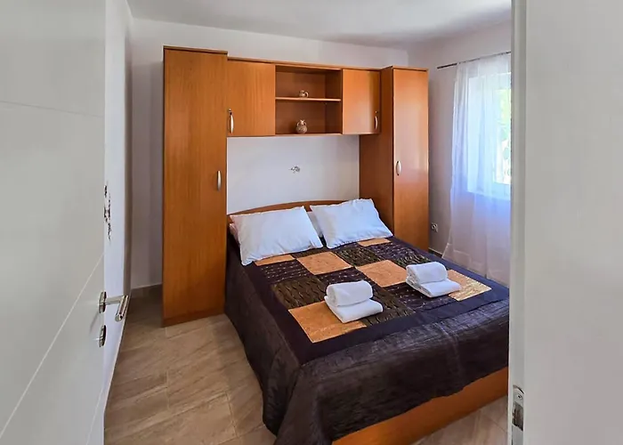 Tatil Evi 3 Bedroom Stunning In Kruševo