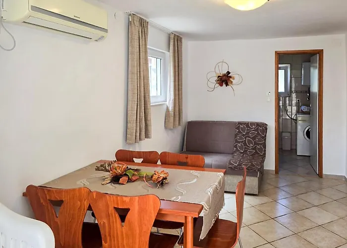 3 Bedroom Stunning In Kruševo