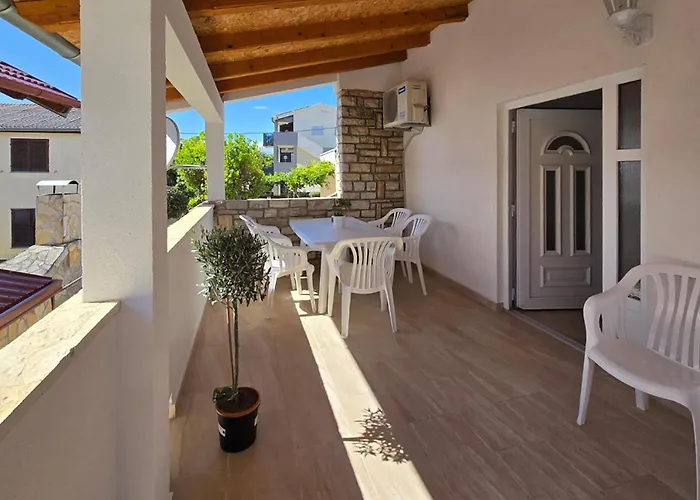3 Bedroom Stunning In Kruševo